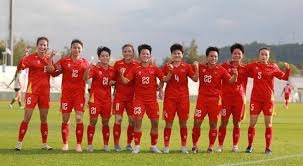 27分12助！31分9板10助！东皇组合刷爆NBA纪录，湖人不满富保罗