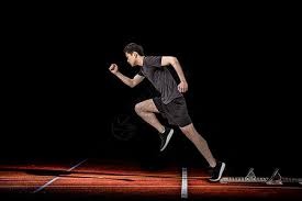 巴萨vs贝蒂斯首发：安东尼PK亚马尔，拉师傅、佩德里先发